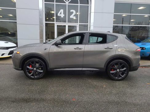 New 2024 Dodge Hornet R/T image 2