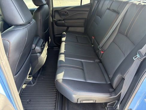 Used 2025 Honda Ridgeline TrailSport image 17
