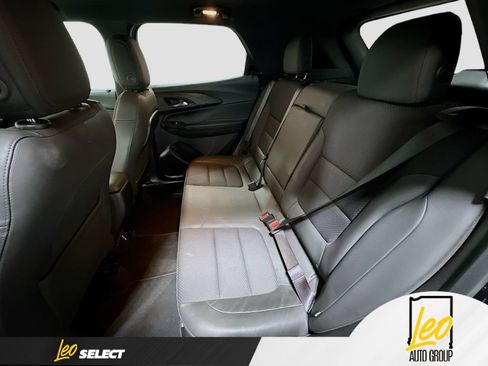 Used 2021 Chevrolet TrailBlazer RS w/ Sun and Liftgate Package AWD/4WD image 28