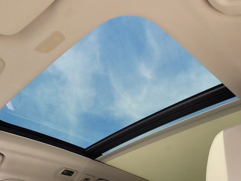 Used 2020 Volvo XC60 T6 Momentum w/ Protection Package image 19