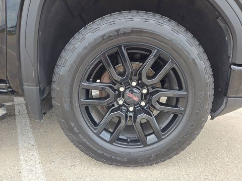 Used 2022 GMC Sierra 1500 Elevation image 26