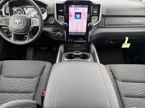 New 2026 RAM 1500 4x4 Crew Cab image 10