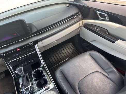 Used 2022 Kia Carnival SX FWD image 14