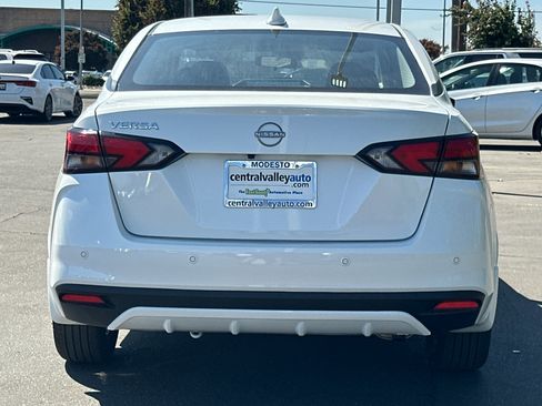New 2025 Nissan Versa SV w/ Trunk Package image 5