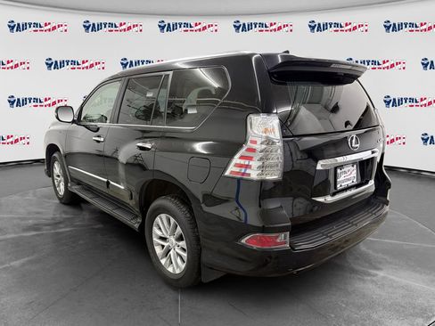 Used 2019 Lexus GX 460 Premium w/ Premium Package image 5