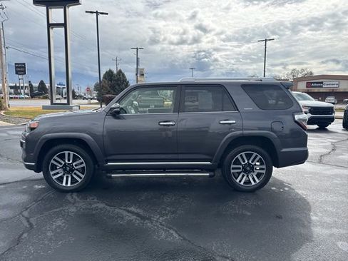 Used 2022 Toyota 4Runner Limited AWD/4WD image 4