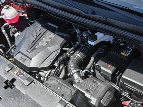 Used 2022 Kia Carnival LX FWD image 50