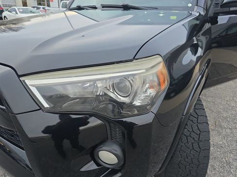 Used 2014 Toyota 4Runner SR5 image 32