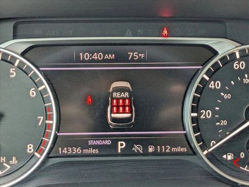 Used 2024 Nissan Pathfinder SV image 13