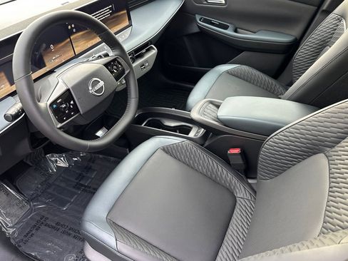 New 2026 Nissan Leaf Platinum+ w/ Cargo Package (Platinum+) image 10