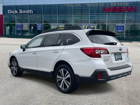 Used 2018 Subaru Outback 3.6R Limited image 4