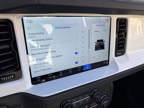 Used 2025 Ford Bronco Outer Banks image 39