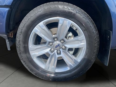 Certified 2019 Ford F150 Platinum w/ Equipment Group 701A Luxury AWD/4WD image 3