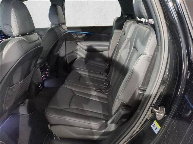 New 2026 Audi Q7 3.0T Premium Plus w/ Premium Plus Package AWD/4WD image 17
