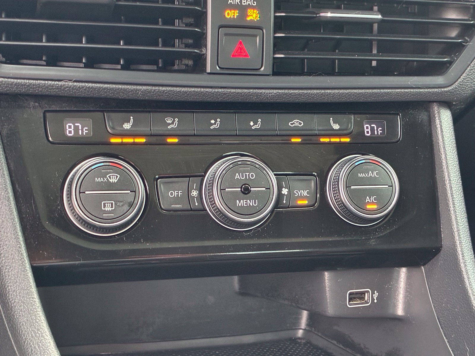 Used 2019 Volkswagen Jetta SEL FWD image 8