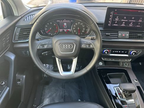 Used 2023 Audi Q5 2.0T Premium w/ Convenience Package AWD/4WD image 14