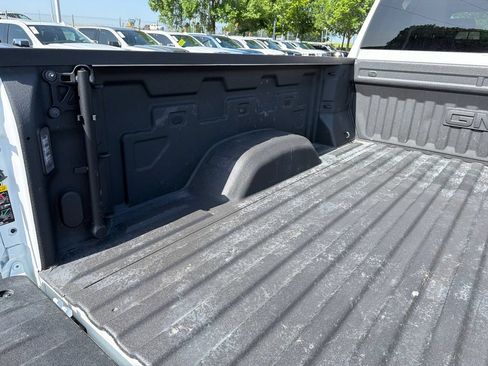 Used 2025 GMC Sierra 2500 AT4 AWD/4WD image 11