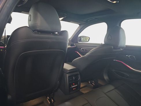 Used 2024 BMW 330i Sedan w/ M Sport Package image 16