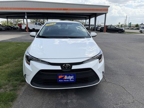 Used 2024 Toyota Corolla LE FWD image 8