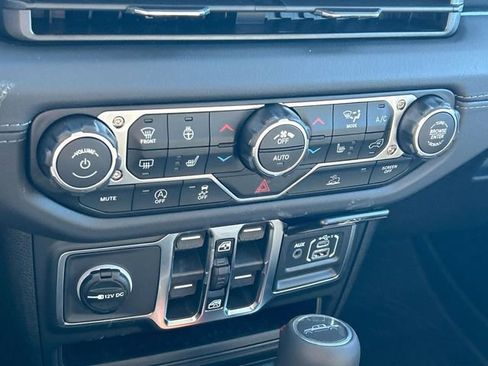 New 2026 Jeep Gladiator Mojave AWD/4WD image 29