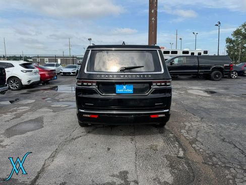 Used 2022 Jeep Grand Wagoneer Series II w/ Convenience Group III AWD/4WD image 6