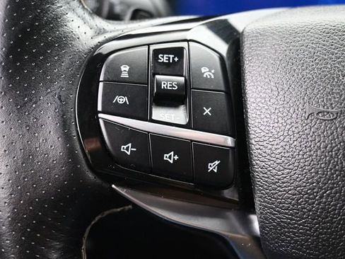 Used 2022 Ford Explorer ST image 16