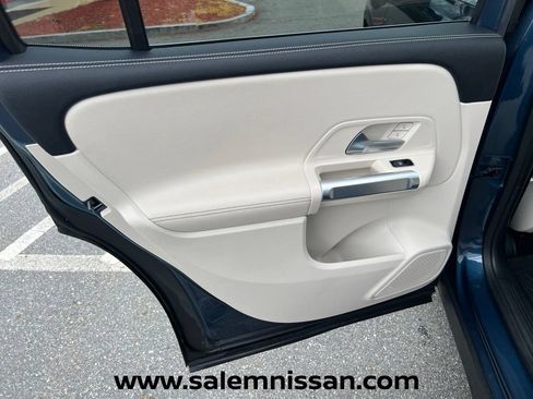 Used 2020 Mercedes-Benz GLB 250 4MATIC image 20