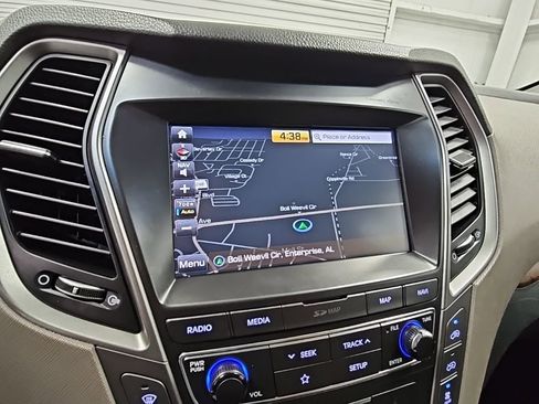 Used 2019 Hyundai Santa Fe XL image 16