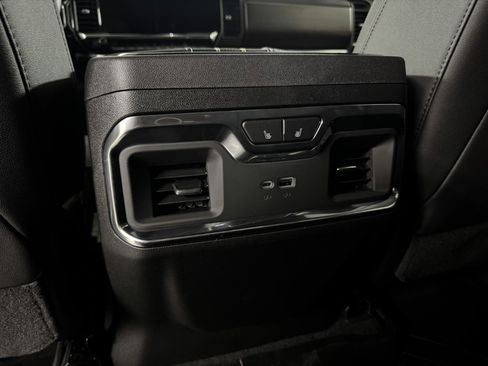 New 2026 Chevrolet Silverado 1500 High Country AWD/4WD image 76