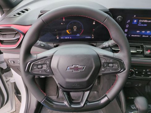 Certified 2024 Chevrolet TrailBlazer RS w/ Convenience Package image 12