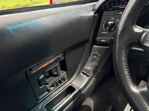 Used 1993 Chevrolet Corvette Coupe RWD image 20