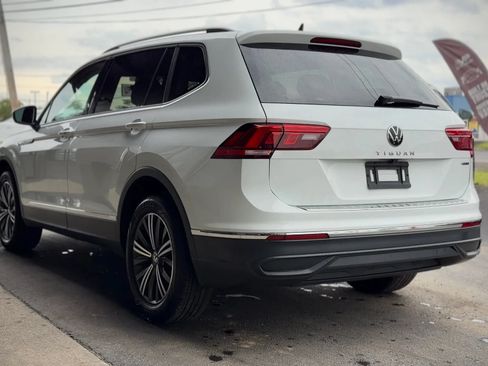 Used 2024 Volkswagen Tiguan SE AWD/4WD image 4
