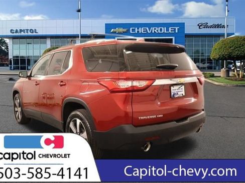 Used 2018 Chevrolet Traverse LT AWD/4WD image 6