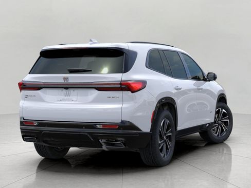 Used 2026 Buick Enclave Sport Touring w/ Power Package AWD/4WD image 4