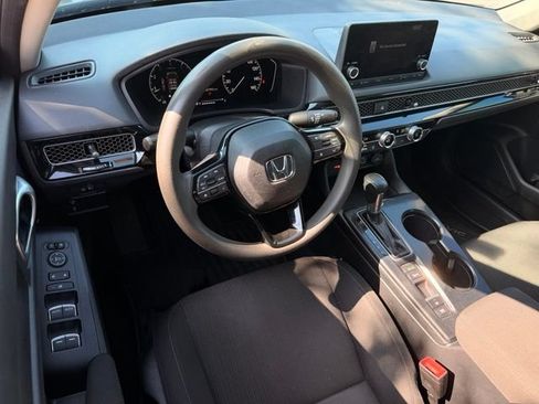 Used 2023 Honda Civic LX image 17