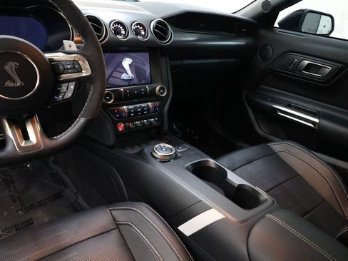 Used 2022 Ford Mustang Shelby GT500 w/ Technology Package RWD image 84