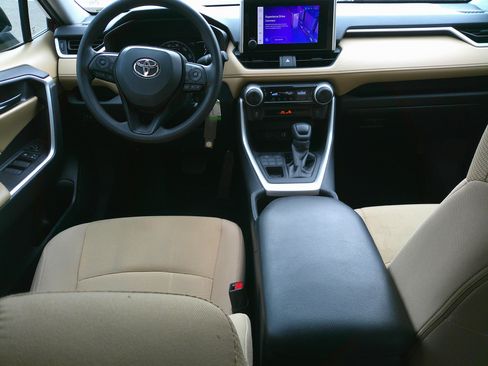 Used 2023 Toyota RAV4 LE image 30