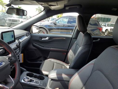 New 2025 Ford Escape ST-Line w/ Equipment Group 301A image 18