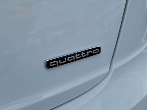 Certified 2025 Audi Q8 Prestige w/ Prestige Package AWD/4WD image 11