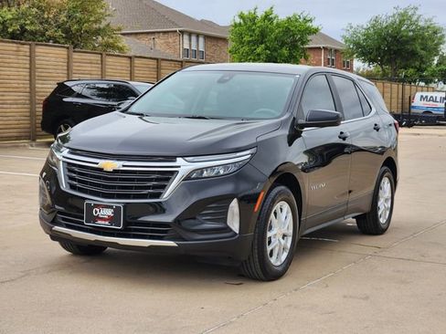 Used 2024 Chevrolet Equinox LT FWD image 12