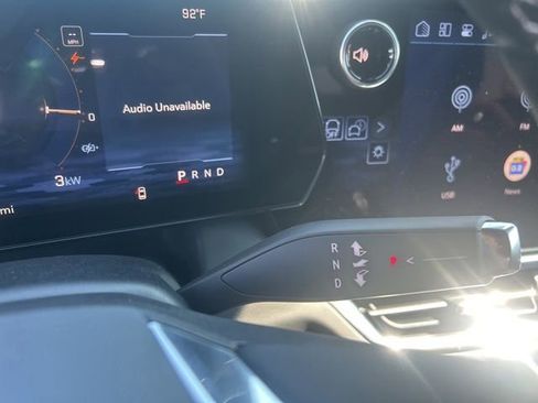 New 2026 Chevrolet Equinox EV LT image 26