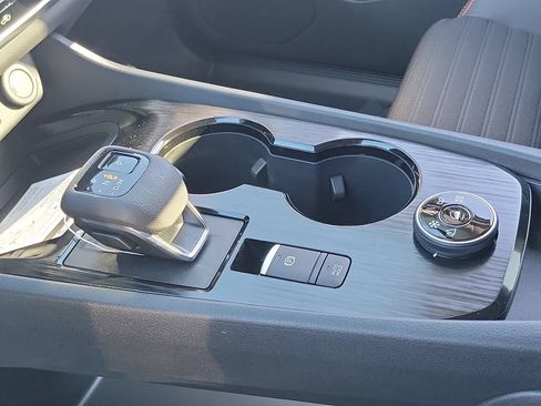 New 2026 Nissan Rogue SV AWD/4WD image 15