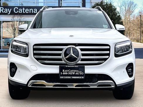 Used 2026 Mercedes-Benz GLB 250 4MATIC image 3