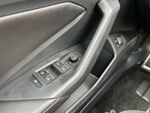 Used 2023 Volkswagen Jetta Sport FWD image 11