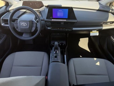 New 2026 Toyota Prius LE image 10