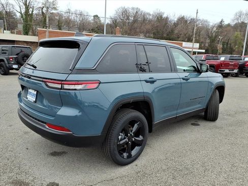 New 2026 Jeep Grand Cherokee Limited image 4