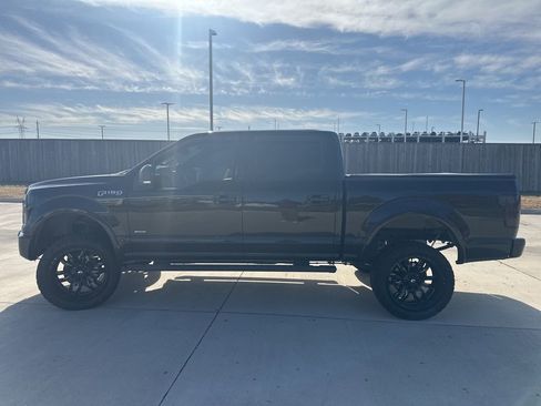 Used 2016 Ford F150 XLT w/ Equipment Group 302A Luxury image 11