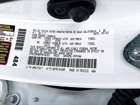 Used 2023 Toyota Tacoma TRD Off-Road image 18