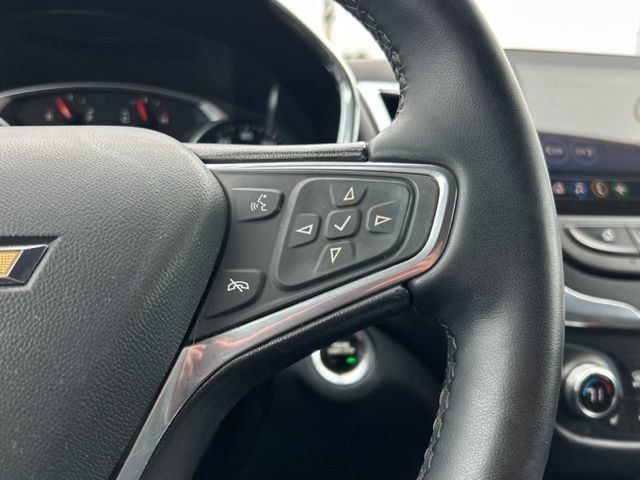 Used 2023 Chevrolet Equinox LT AWD/4WD image 34