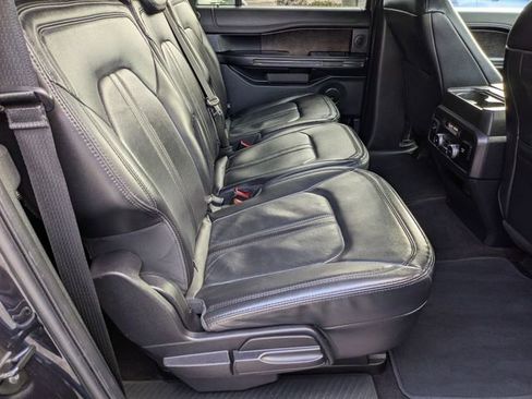Used 2021 Ford Expedition Max Limited image 27